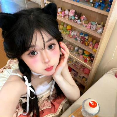背鸭子的男孩